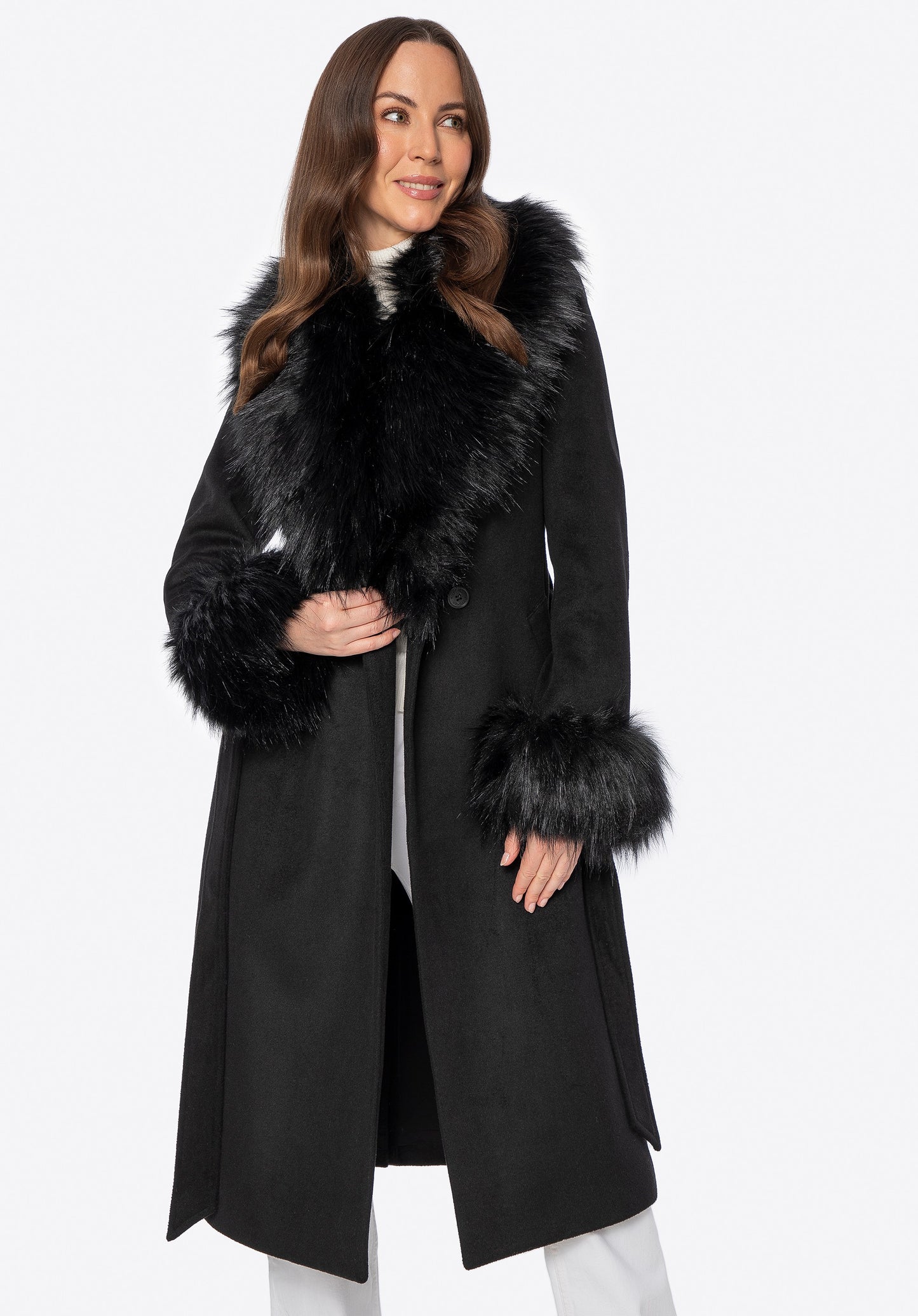 Freja | wool-blend coat with faux fur