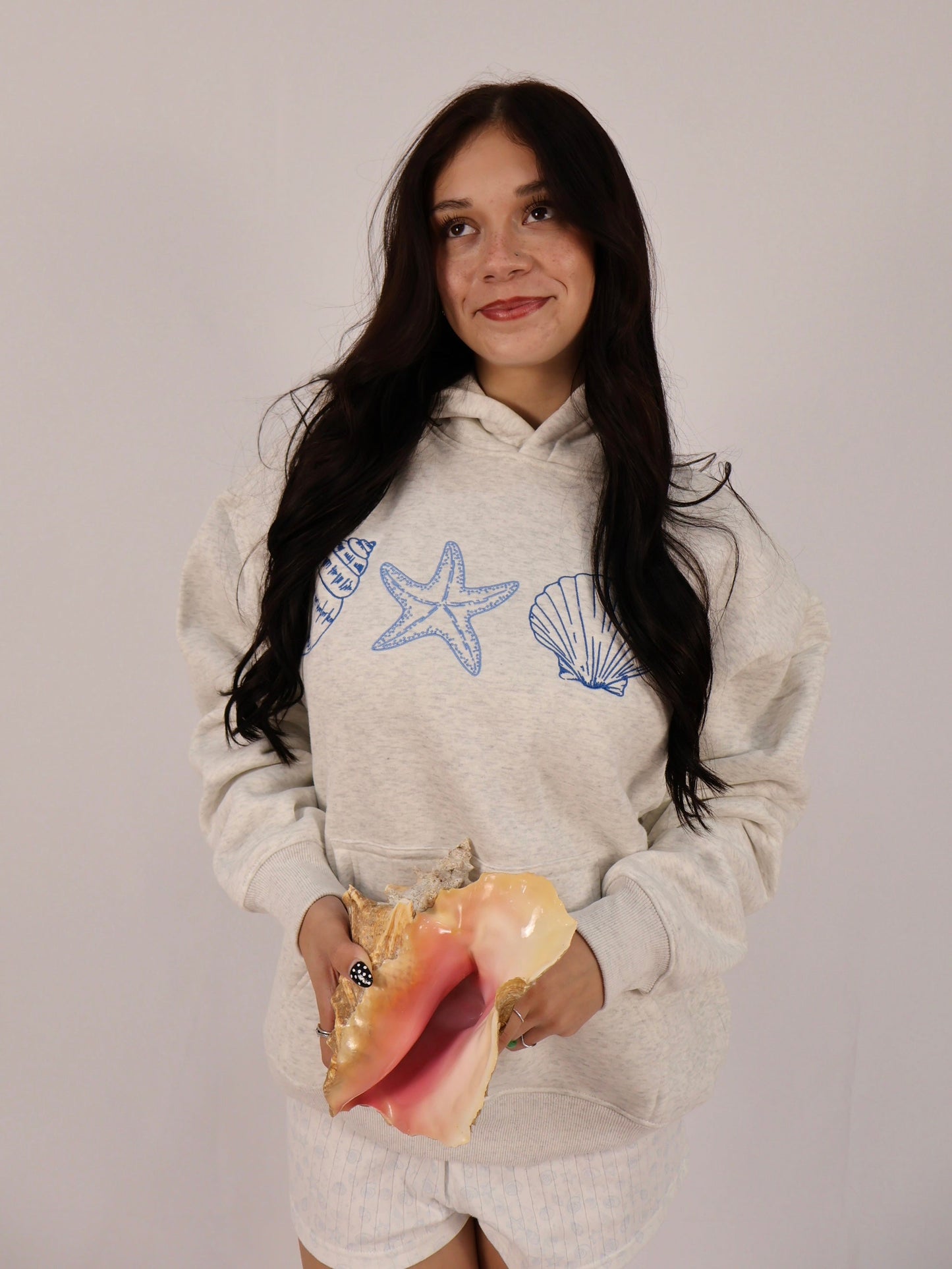 Mia | Seashell Hoodie