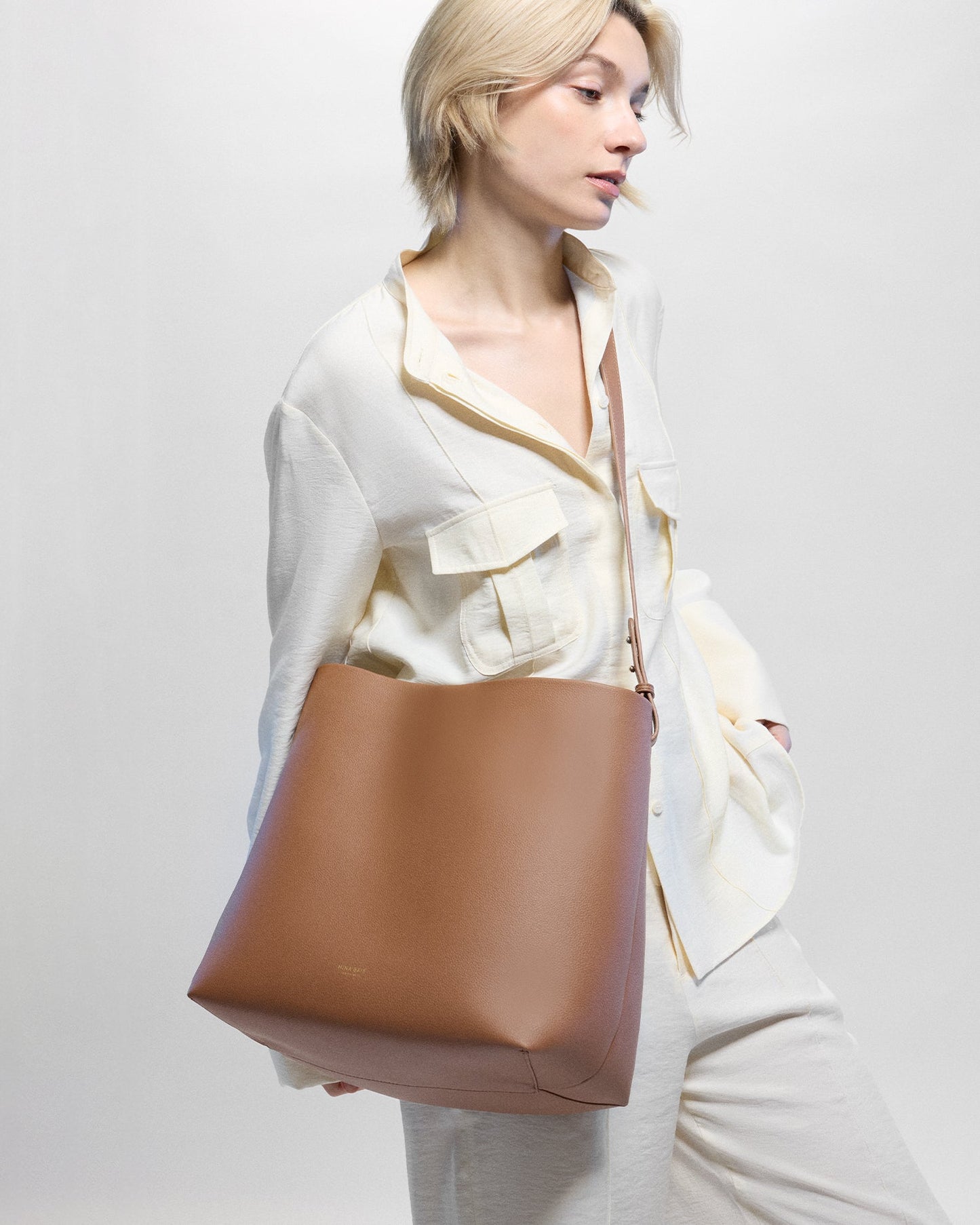 Harlow | Vegan Midi Bag